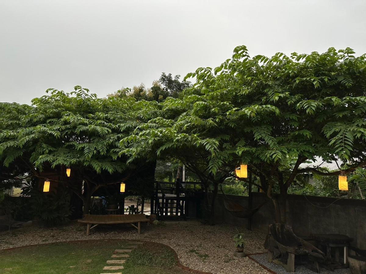 The Legend Homestay. Mae Ai Eksteriør billede