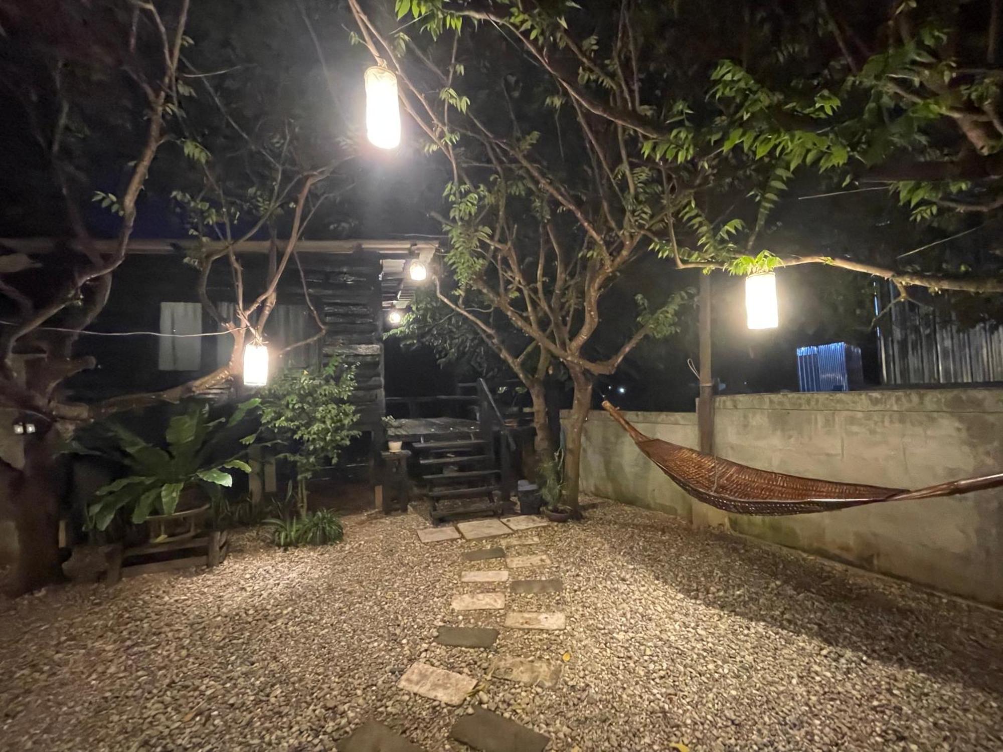 The Legend Homestay. Mae Ai Eksteriør billede