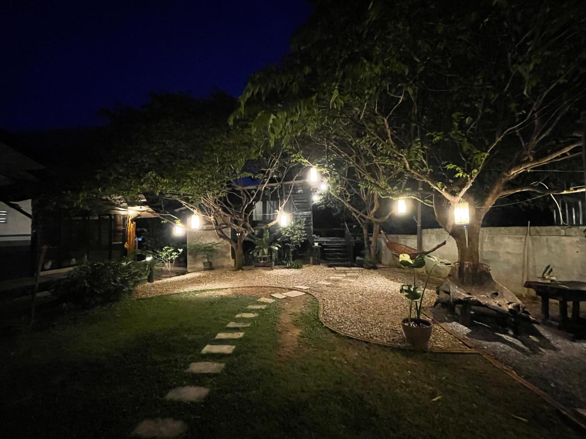The Legend Homestay. Mae Ai Eksteriør billede